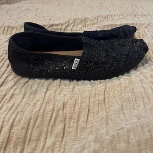 Tom’s Classic comfort slip on flats black sparkly womens size 9.5